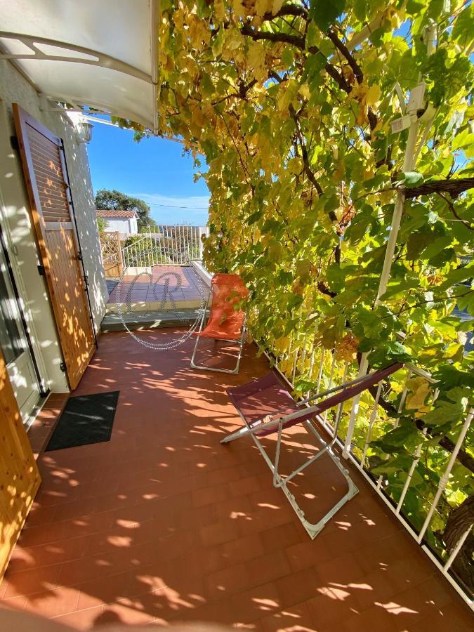 Appartement Duplex - 100M De La Plage De St Clair Le Lavandou Exterior foto